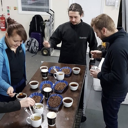 coffee-cupping-barista-team