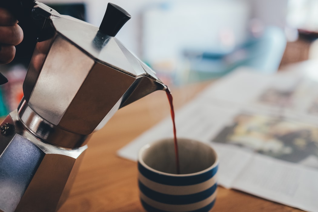 best-coffee-at-home-moka-pot-pouring